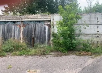 Земельный участок 236 кв. м с гаражом 125.2 кв. м, Псковская область, Локнянский район, пгт. Локня ул. Больничная, д.19. Год ввода в эксплуатацию: 1990. Вид ограничений и обременений: Отсутствует. Общая площадь: 361.2. Кадастровые номера: 60:08:0010344:9 | 60:08:0010344:17. Кадастровая стоимость…