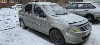 Renault Logan, 2012 года, 75 л.с., 145000 км, VIN X7LLSRB2HCH548222. Автомобиль находится в рабочем состоянии, дефекты: 1) повреждение заднего бампера, 2) повреждение на лобовом стекле, 3) отсутствует аккумулятор, 4) повреждение ЛКП на заднем левом крыле.