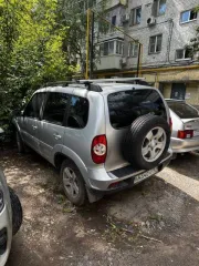 Chevrolet Niva 2013 Chevrolet Niva, 2013 года, 79,6 лс, 200000 км, полный привод. Автомобиль легковой CHEVROLET NIVA 212300-55, 2013 г.в., VIN X9L212300D0448209.