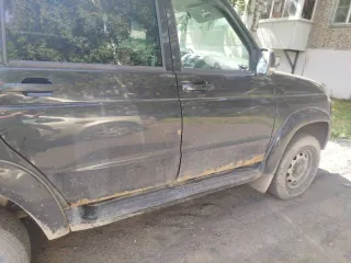 УАЗ Патриот 2015 года, черный цвет, VIN XTT316300F1043738, ПТС 73ОМ625367, госномер М660НО29, бензиновый двигатель, масса 2125 кг.