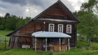 Жилой дом (кадастровый № 53:06:0050401:85, площадь 44.1 кв. м) по адресу: Новгородская область, Крестецкий район, деревня Подлитовье, дом 8. Земельный участок (кадастровый № 53:06:0050401:50, площадь 1551.76 кв. м) по тому же адресу. Категория земель: земли населенных пунктов, разрешенное…