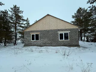 Земельный участок 665 кв.м и дом 98,5 кв.м Оренбургская область Земельный участок площадью 665 +/- 9 кв. м с кадастровым номером 56:47:0000000:1249 и объект незавершенного строительства проектируемое назначение жилое площадью застройки 98,5 кв. м степень готовности 80% с кадастровым номером…