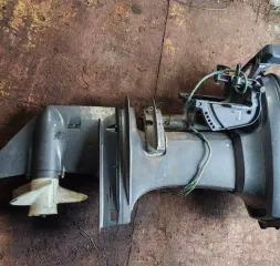 Лодочный мотор "Ямаха" модель 40*11, 2005г, заводской номер 162644 Лодочный мотор "Ямаха" модель 40*11, 2005г, заводской номер 162644 1 Штука (шт) 
Назначение: pryamie 
