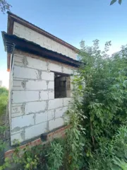 Жилой дом 203,2 кв.м, участок 2122 кв.м, Челябинская область. Кадастровый номер дома: 74:07:1000014:390, участка: 74:07:1000014:35. Объект может быть приобретен с использованием заемных средств ПАО Сбербанк.