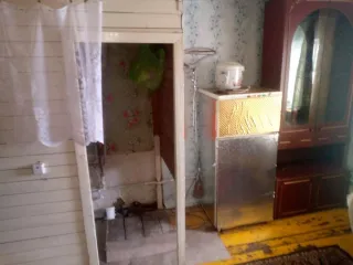 Доля в жилом здании 28.3 кв.м и участке 540 кв.м, Оренбургская область, г. Абдулино, ул. Революционная, д. 178. 1/5 доли в праве на здание, кадастровый номер: 56:36:0102003:247, назначение: жилое, площадь: 28.3 кв.м. 1/5 доли в праве на земельный участок, кадастровый номер: 56:36:0102003:397, вид…