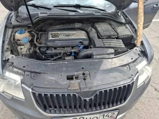 Skoda Superb 2011 года выпуска, серый цвет. VIN: TMBAB83T3C9040687. ПТС: 42УС № 738094. Государственный номер: О292НО142. Страна-изготовитель: Польша. Модель двигателя: CDA 273464, бензиновый, номер: CDA 273464. Мощность: 152 л.с. (111,8 кВт). Рабочий объем: 1798 куб. см. Номер шасси отсутствует…