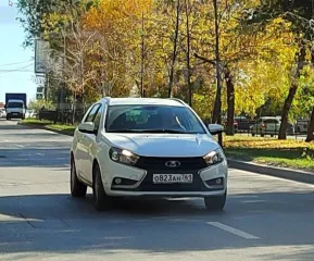 ЛАДА GFK330 LADA Vesta
Цвет - Белый
Тип ТС - Легковые автомобили универсал
Год производства 2019
Объем двигателя - 1774.0
Номер двигателя - 0099958
Мощность двигателя - 122.4лс.
Категория - В
VIN номер - XTAGFK330KY344978
Номер кузова - XTAGFK330KY344978
Владельцев по ПТС - 1, с…