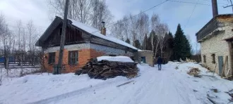 Здание 106,3 кв.м. и земельный участок 779 кв.м. ул. М.Конева, д.1а Здание, назначение: нежилое, 1-этажное, расположенное по адресу: г. Слободской, ул. Маршала Конева, д.1а, общей площадью 106,3 кв.м. кадастровый номер 43:44:310118:91. Земельный участок, разрешенное использование для эксплуатации…