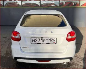 Toyota Camry 2018 года.