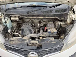 Nissan NV200 Vanette 2012 года, белый цвет. Двигатель HR16, мощность 109 л.с. (81.75 кВт), объем 1597 см³. Кузов № VM20025773, экологический класс 4. Максимальная масса 1925 кг, масса без нагрузки 1250 кг. Произведен в Японии.