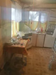 Доли дома и земли, 32 кв.м, Ставропольский край, Ипатово. Доли дома и доли земельного участка: 1/3 доли в праве; 1/15 доли в праве на жилое здание с кадастровым номером 26:02:104252:86, общей площадью 32 кв.м., 1/6 доля в праве; 1/12 доля в праве на земельный участок с кадастровым номером…