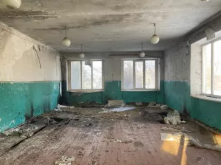 Нежилое здание с кадастровым номером 61:06:0060209:131 площадью 375,2 кв. м., расположенное по адресу: Ростовская область, Веселовский р-н, х. Красное Знамя, пер. Школьный, 7 иземельный участок с кадастровым номером 61:06:0060209:12 площадью 5600 кв. м., расположенный по адресу: Ростовская область…