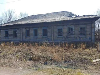 1/2 доли здания 188.3 кв.м и земельного участка 587 кв.м, с. Каратузское, Красноярский край. 1/2 доля здания и 1/2 доля земельного участка в Красноярском крае, ещё 1/2 доля здания и 1/2 доля земельного участка в Красноярском крае, Земельный участок, площадь 587 +/- 17 кв.м, адрес (местонахождение)…