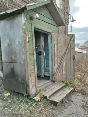 Нежилое здание, кадастровый номер: 68:26:0000148:198, назначение: нежилое, количество этажей: 3, в том числе подземных 1, площадь: 704,5 кв.метра, год завершения строительства: 1905, местоположение: Российская Федерация, Тамбовская область, г. Мичуринск, ул. Герасимова, д.22. Земельный участок…