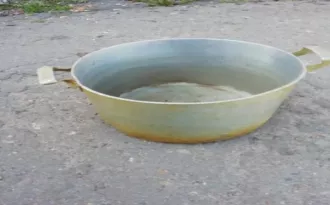 Высвобождаемое движимое военное имущество (лом черного и цветного металлов и нержавеющей стали) Лом черного и цветного металлов и нержавеющей стали 
