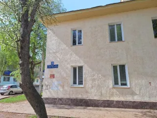 Комната 8,9 кв. м, Республика Башкортостан, адрес: г. Ишимбай, Революционная ул., д. 11, кв. 2, комн. 1, 1 этаж, кадастровый номер 02:58:020239:611, ограничения и обременения: зарегистрированные в жилом помещении лица и/или право пользования жилым помещением у третьих лиц - отсутствует, наличие…