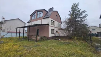 Земельный участок 2033 кв.м и дом 286.7 кв.м, Воронежская область, Рамонский район, село Новоживотинное, улица Газовиков, 19. Кадастровый номер участка: 36:25:3600008:80, кадастровый номер дома: 36:25:3600008:291.