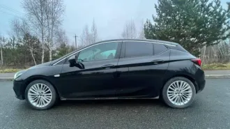 Opel Astra 2017 года, 110 л.с., пробег 213093 км. VIN: W0VBD6EL0JG041150. Автомобиль находится в залоге.