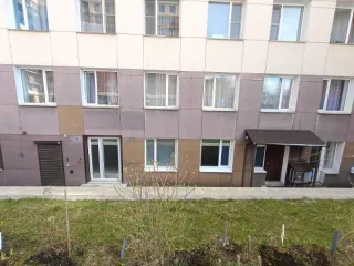 Нежилое помещение площадью 6,6 кв. м, кадастровый номер 60:27:0050104:729. Местоположение: Псковская обл., г. Псков, ул. Народная, д. 15, пом. 1070. На 07.2026 задолженность по взносам за капитальный ремонт составляет 8129 руб. 26 коп. Основание для реализации на торгах - постановление о передаче…