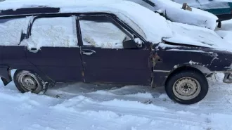 ВАЗ-21140, 2004 г.в., г/н А504УО43, VIN: XTA21140043803472, с ключами, без документов, рабочее состояние не проверялось (Уведомление №3132 К от 12.11.2024 г.). ИЖ 21261-030, 2004 г.в., г/н отсутствует, цвет – бордовый, VIN: XTK21261040001717, в нерабочем состоянии, без документов и ключей, рабочее…