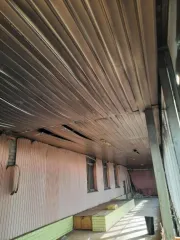 КПП-4 57 кв.м Самара. Здание контрольно-пропускного пункта (КПП-4), расположено по адресу: г.Самара, ул.Калинина, 1 (при въезде на бывшую территорию ОАО СПЗ со стороны Заводского шоссе), площадь по внешнему обмеру 57кв.м. Право собственности на КПП-4 в ЕГРН не зарегистрировано, возникло до 1997г. В…