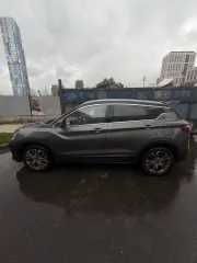 Geely Coolray 2024 автомобиль марки Geely модель Coolray 2024 г.в. VIN-номер Y4K8622Z4RB904589 Подробно с характеристиками имущества, условиями договора о задатке и договора купли-продажи можно ознакомиться у организатора торгов по рабочим дням (с момента начала приёма заявок) с 12.00 до 16.00 ч…