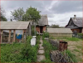 Здание 52,2 кв.м. и земельный участок 566 кв.м. в Челябинской обл. Нежилой дом, площадь: 52,2кв.м., кадастровый номер: 74:40:0601002:208 и земельный участок, площадь: 566кв.м., кадастровый номер:74:40:0601002:25, Категория земель: Земли сельскохозяйственного назначения, Вид разрешённого…