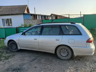 Легковой автомобиль марки Toyota Caldina, 2001 г.в., кузов № АT211-3040977.