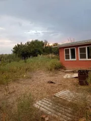 Вид объекта недвижимости Земельный участок, Кадастровый номер 23:19:0106066:8, Площадь 1000 кв. м., Вид права, доля в праве Собственность, Назначение объекта Под индивидуальное строительство, Адрес Почтовый адрес ориентира: Краснодарский край, р н Ленинградский, с/п. Ленинградское, ст…