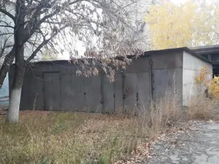 КПП-4 57 кв.м Самара. Здание контрольно-пропускного пункта (КПП-4), расположено по адресу: г.Самара, ул.Калинина, 1 (при въезде на бывшую территорию ОАО СПЗ со стороны Заводского шоссе), площадь по внешнему обмеру 57кв.м. Право собственности на КПП-4 в ЕГРН не зарегистрировано, возникло до 1997г. В…