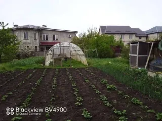 Жилое здание 78.2 кв.м и земельный участок КБР: Здание, назначение: жилое, c кадастровым номером 07:06:1800041:194, общей площадью 78,2 кв.м., местоположение: КБР, г. Терек, ул. Гагарина, дом 51; Земельный участок, виды разрешенного использования объекта недвижимости: под индивидуальную жилую…