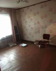 Квартира, назначение: жилое, этаж 1, общая площадь 57 кв. м, адрес: Костромская обл., Нейский р-н, г. Нея, Школьный пер., д.22, кв.2. Кадастровый номер 44:12:120322:126. Общая долевая собственность, доля в праве 1/4.