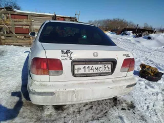 Автомобиль HONDA CIVIC FERIO, 1998 года выпуска, кузов № ЕК23200544, цвет белый, мощность двигателя 91 л.с., руль правый, коробка автомат технически допустимая максимальная масса 1450 кг, масса в снаряженном состоянии 950 кг, пробег 386704 км. Техническое состояние. Автомобиль не на ходу, двигатель…