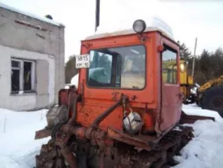 Бульдозер ДЗ 162 3, гос. № КМ 5815 10, 1991 года выпуска, местоположение   Муезерский р н, Республика Карелия, техника на работоспособность не проверялась, некомплект