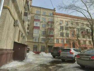 Нежилое помещение в Москве по адресу: Дмитровский проезд, дом 4, корпус 3, помещение 2/1. Общая площадь 216.9 кв. м, расположено на 1 этаже. Кадастровый номер: 77:09:0003021:10262. Назначение: свободное.