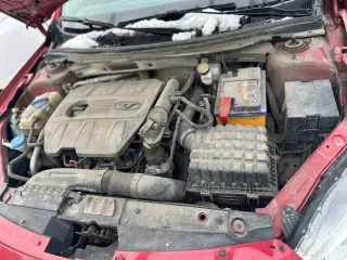 Kaiyi E5 2023, VIN XUUJA2G28P0001928. Имеются аресты и ограничения, имущество находится в залоге.