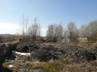 Здание скотного двора 1446,6 кв.м и земельный участок 1937 кв.м, Новгородская область, д. Григорово. Здание скотного двора, учебного класса на ферме, площадь 1446,6 кв.м; земельный участок, площадь 1937 кв.м, расположенные по адресу: Новгородская область, Новгородский район, д. Григорово. 1. Здание…