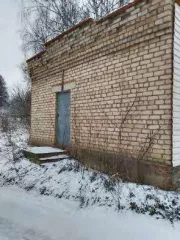 Здание (гараж), нежилое помещение, принадлежащее заявителю на праве собственности, с кадастровым номером: 40:22:083101:239, площадью: 93,8 кв.м., Находится в совместной собственности
Расположенное по адресу: 249800, Калужская обл., Ферзиковский р-н, Хомяковский с/с, с. Ферзиково, д. 44