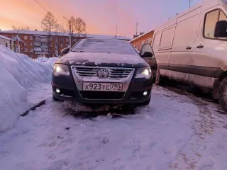 Volkswagen Passat, 2008 года, 102 лс, 270885 км, VIN: WVWZZZ3CZ9P001923, цвет черный, в удовлетворительном состоянии. Находится в залоге у АО «Тбанк».