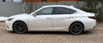 Lexus ES250 2022 Автомобиль марки LEXUS модель ES250, 2022 г.в., VIN-номер JTHB11B1302045907. Транспортное средство находится в залоге у ПАО «СОВКОМБАНК». Залог прекращается в случае продажи заложенного имущества. Место нахождения транспортного средства: Московская область, г. Наро-Фоминск, пл…