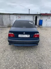 Транспортное средство марки БМВ 523I, г.р.з. А647НТ89, г.в. 1999   VIN WBADM41080GM12103  цвет: синий