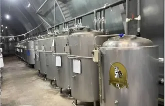 Оборудование для пивоварения BLONDERBEER Tipo N 300l пивоваренное технологическое оборудование BLONDERBEER Туре Nº300l: 2015 г.в., ферментационный танк ССЕ-01-32шт; бойлер СЕК-01 BLONDERBEER-1 шт.; варочный котел CEC-01 BLONDERBEER-1 шт.; фильтрационная емкость CEF-01 BLONDERBEER-1 шт…