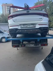 Kia K5, 2020 г.в., VIN: XWEG6417BM0000828, гос.номер: С902РР790, номер двигателя: G4KNLH203046, мощность: 142.6 кВт, объем двигателя: 2497 см³, цвет: Белый, СТС: 9966791021 от 20.03.2024 г., ПТС: 164301008855665 от 22.07.2020 г. Находится в залоге. Пробег не известен, указан для заполнения поля.