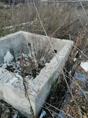 <p>Земельный участок, площадью 2500 +/  10,07 кв. м., расположенный по адресу: Российская Федерация, Ярославская область, м.р н Ярославский, д Ченцы, д. 14, кадастровый номер 76:17:202801:56, и нежилое здание, общ. площадью 270.1 кв. м., расположенное по адресу: Российская Федерация, Ярославская…