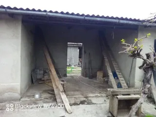 Жилое здание 78.2 кв.м и земельный участок КБР: Здание, назначение: жилое, c кадастровым номером 07:06:1800041:194, общей площадью 78,2 кв.м., местоположение: КБР, г. Терек, ул. Гагарина, дом 51; Земельный участок, виды разрешенного использования объекта недвижимости: под индивидуальную жилую…