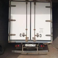 Грузовой фургон-рефрижератор FUSO CANTER FE85DJ, 2015 г.в., госномер Х204РК123, VIN Z9MFE85DJBG006758. Обременение: арест.