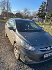 Hyundai Solaris 2012, автомобиль марки Hyundai модель Solaris 2012 г.в., VIN-номер Z94CT41CBCR099685. Ознакомление с имуществом по предварительному согласованию по тел. 8(911)372-00-12 или по e-mail: pskovpravozashchitnik@mail.ru.