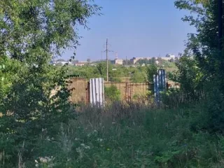 7 объектов конкурсной массы, имущественный комплекс по адресу: Чувашская Республика, г. Канаш, Ульяновское шоссе:  
1. Материальный склад кадастровый №21:11:240201:1986,  
2. Забор из железобетонных плит из железных листов с пятью воротами, протяженность 1572 п.м., кадастровый №21:11:000000:1287, …