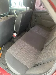 Автомобиль марки Renault SR