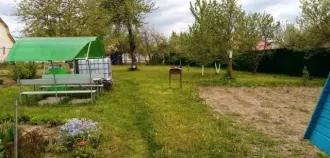 Жилой дом и земельный участок, расположенный на нем.   1/6 доли в праве общей долевой собственности в объекте недвижимости  земельном участке , с кадастровым номером: 40:13:050306:226, общей площадью 790 кв.м., расположенном по адресу: Калужская обл., Малоярославецкий район, д. Кривоносово, ул…